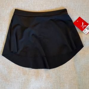 NWT Capezio Black pull on circle skirt Adult small